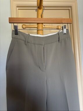 NWOT Wilfred Chopin pant in grey green size 2
